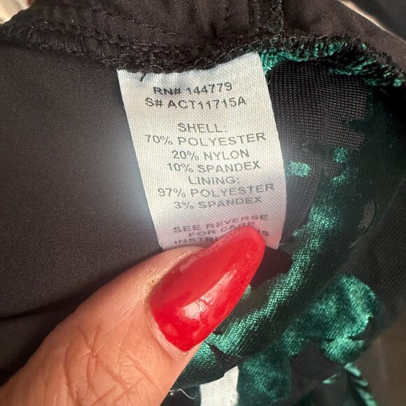 12th Tribe Green & Black Velvet Floral Long Sleeve Wrap Crop Top Womens L - Picture 6 of 6